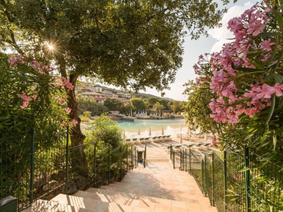Les Restanques Bougainvillee 2051 Grimaud Exterior foto